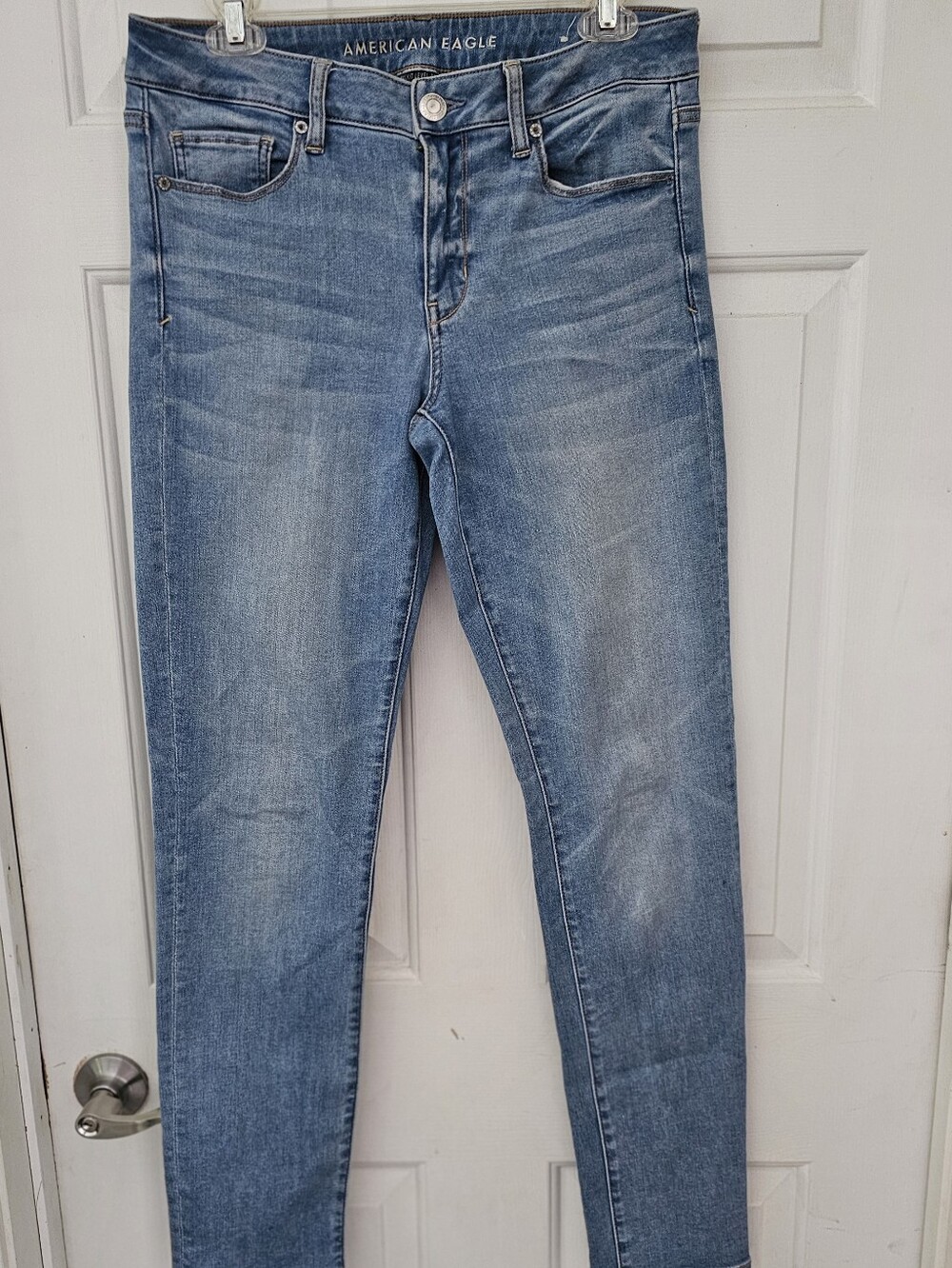 American Eagle Blue Stretch Denim Jeans. NWOT